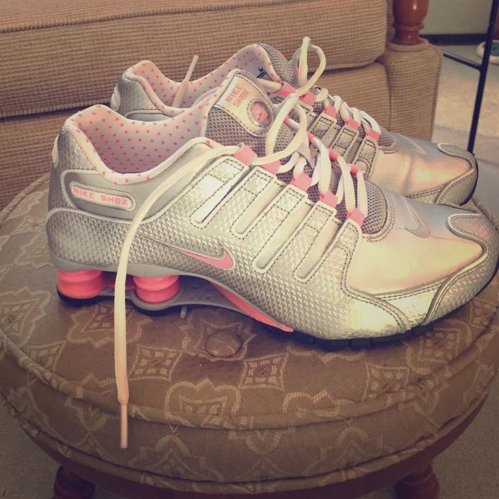 Nike Women's Silver and Pink Shox Shoes